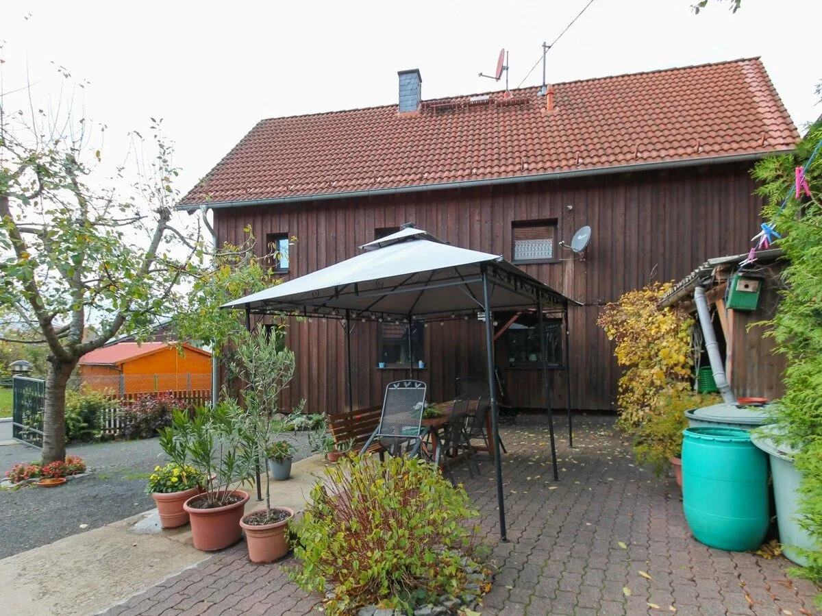  VR Immobilien GmbH - Immobilienangebot - Birstein - Alle - Gemütliches Einfamilienhaus mit kleinem Garten in Unterreichenbach