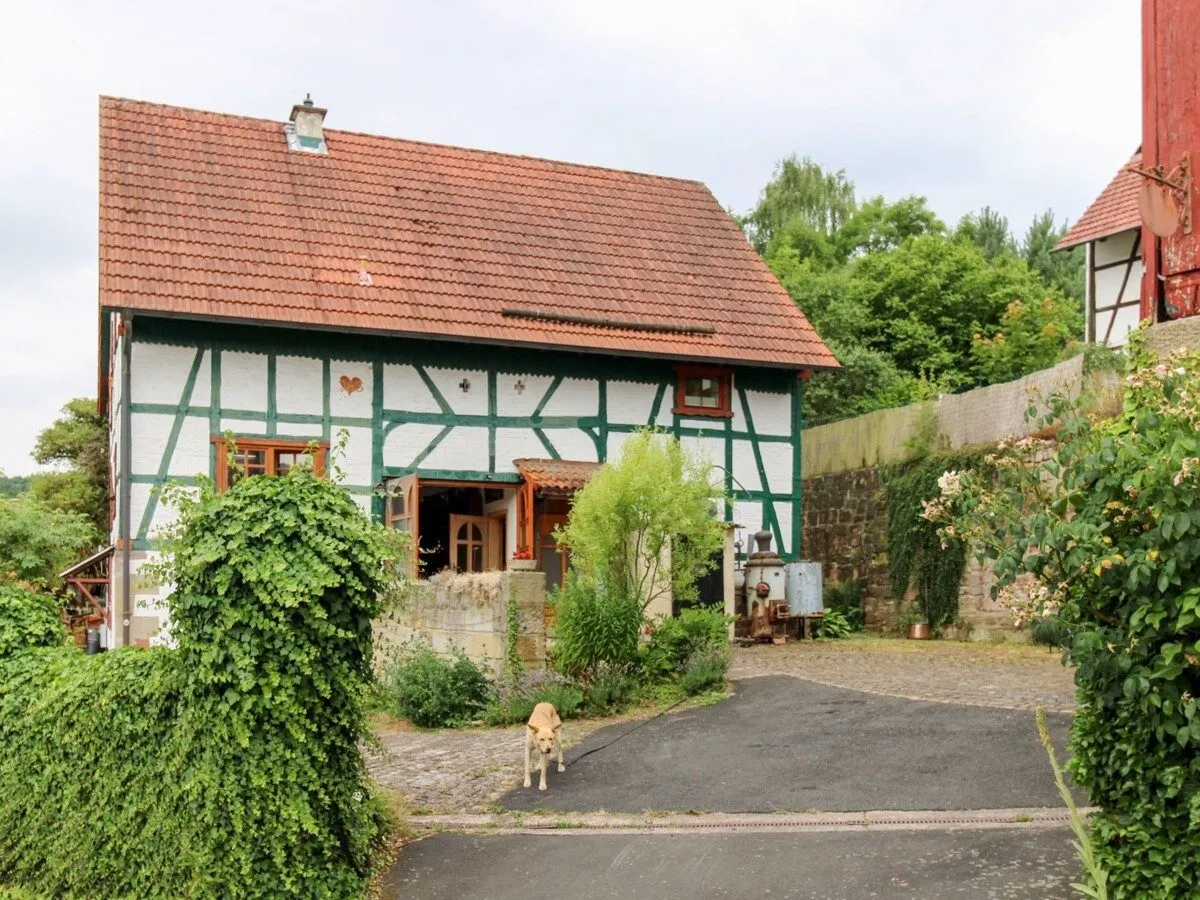  VR Immobilien GmbH - Immobilienangebot - Eiterfeld - Alle - Charmante Fachwerkhäuser im Ortskern von Eiterfeld-Buchenau