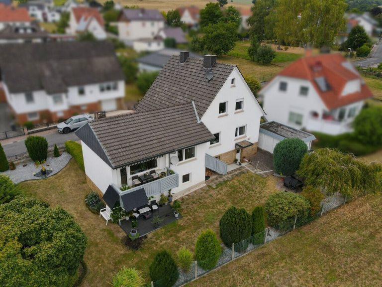 Zweifamilienhaus in 36251 Bad Hersfeld VR Immobilien GmbH ...