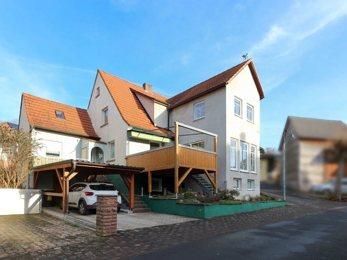  VR Immobilien GmbH - Immobilienangebot - Hilders - Alle - Leben in der Rhön: Gepflegtes Einfamilienhaus im Ortskern Hilders