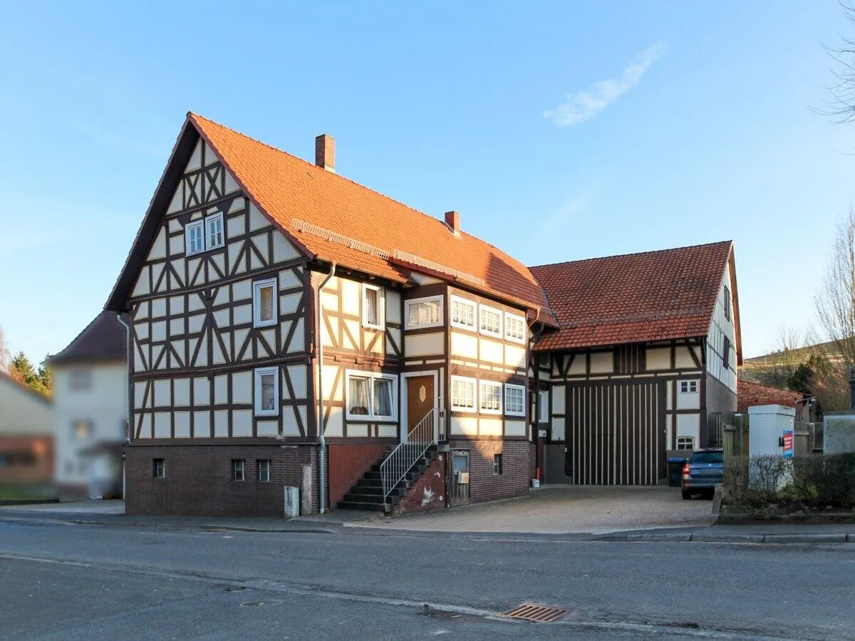  VR Immobilien GmbH - Immobilienangebot - Ludwigsau - Alle - Historisches Fachwerkhaus mit Scheune in Ludwigsau-Beenhausen
