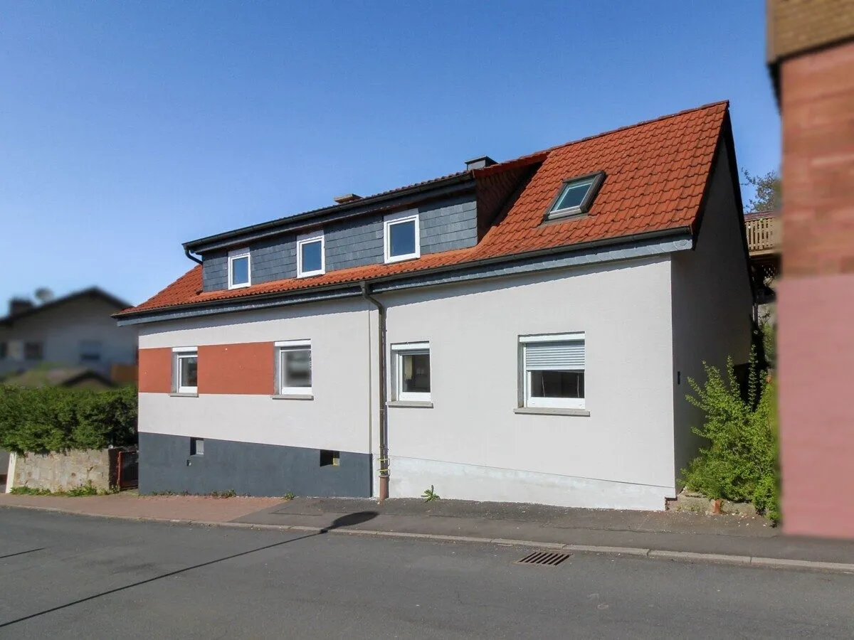  VR Immobilien GmbH - Immobilienangebot - Neuhof - Alle - Gemütliches Einfamilienhaus mit sonnigem Garten in zentraler Lage von Neuhof